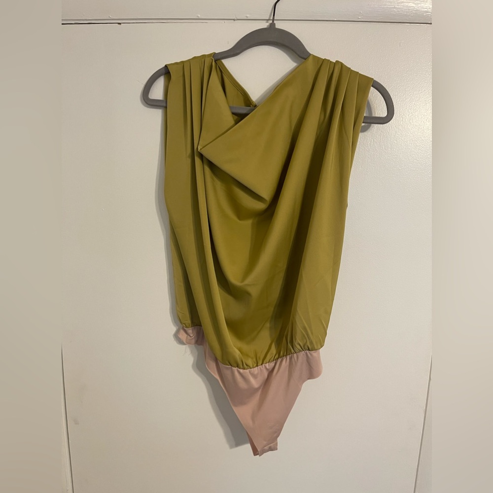 Green Silky shirt/bodysuit